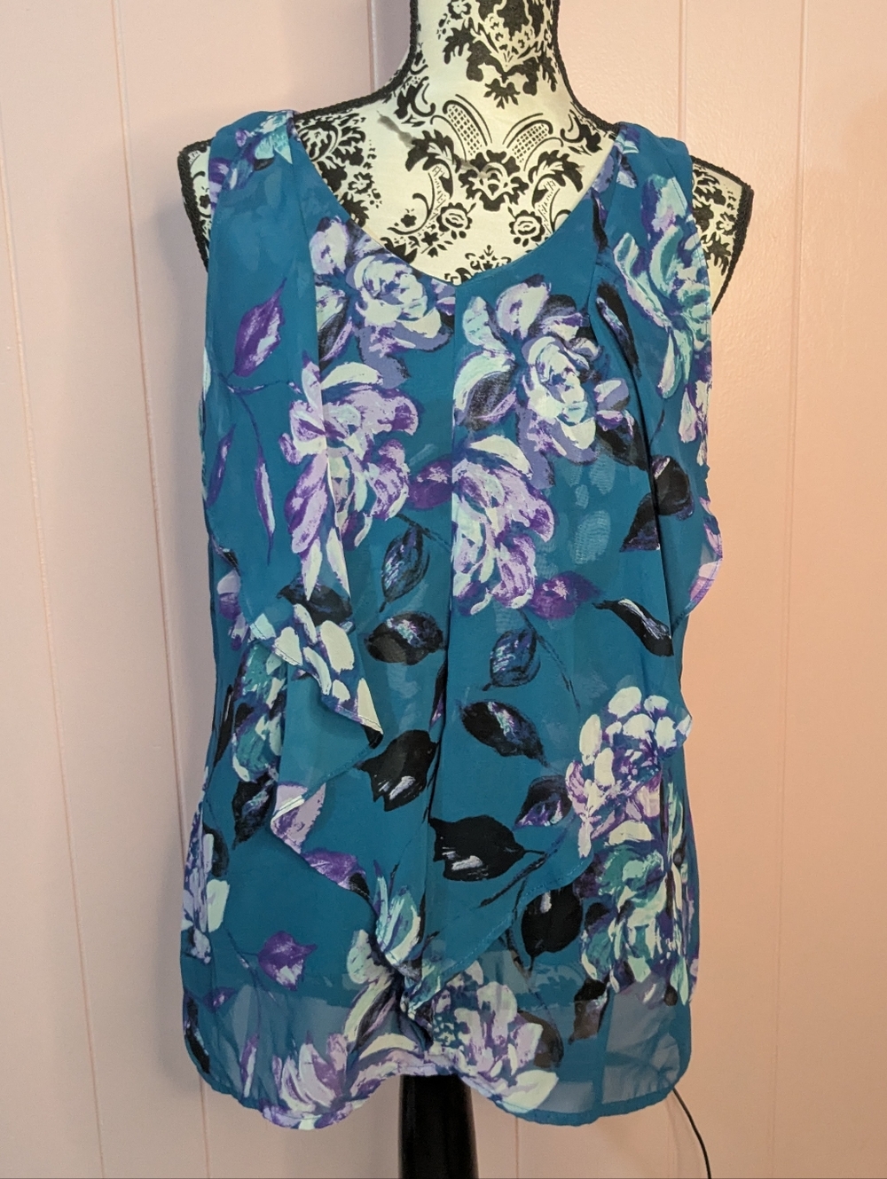 floral shirt